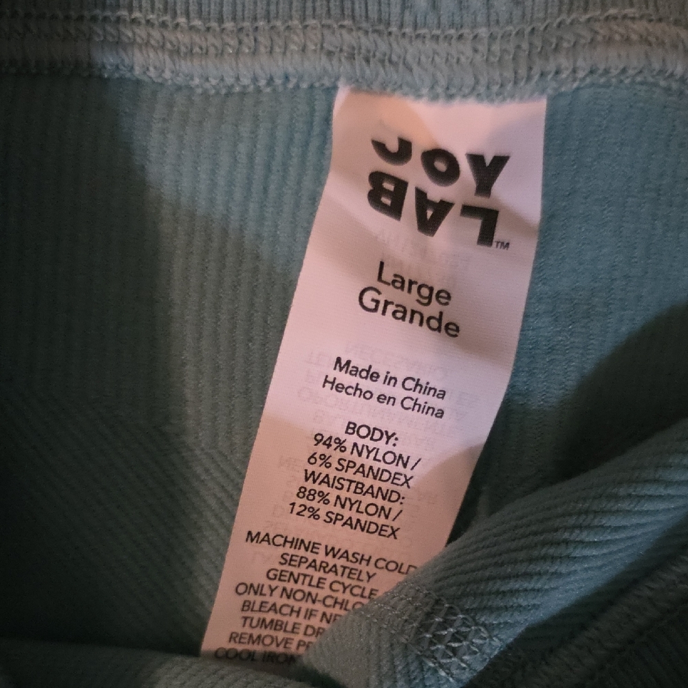 JoyLab Aqua Performance Shorts - Picture 2 of 8